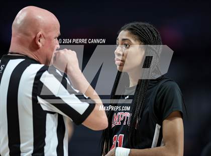 Thumbnail 1 in Woodgrove vs. Hampton (VHSL Class 4 State Final) photogallery.