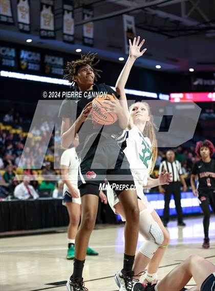 Thumbnail 2 in Woodgrove vs. Hampton (VHSL Class 4 State Final) photogallery.