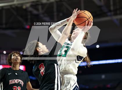 Thumbnail 1 in Woodgrove vs. Hampton (VHSL Class 4 State Final) photogallery.