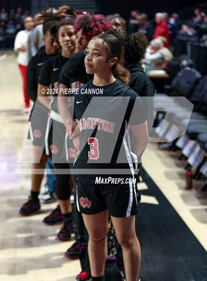 Thumbnail 3 in Woodgrove vs. Hampton (VHSL Class 4 State Final) photogallery.