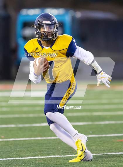 Thumbnail 3 in Shoreham-Wading River vs. Cold Spring Harbor (Long Island Class IV Championship) photogallery.
