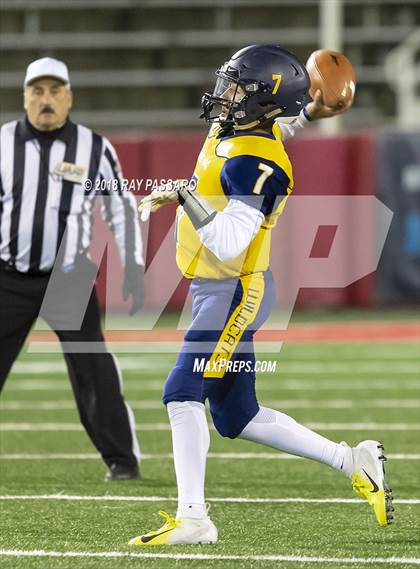 Thumbnail 3 in Shoreham-Wading River vs. Cold Spring Harbor (Long Island Class IV Championship) photogallery.