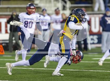Thumbnail 3 in Shoreham-Wading River vs. Cold Spring Harbor (Long Island Class IV Championship) photogallery.