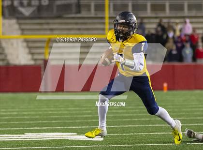 Thumbnail 2 in Shoreham-Wading River vs. Cold Spring Harbor (Long Island Class IV Championship) photogallery.