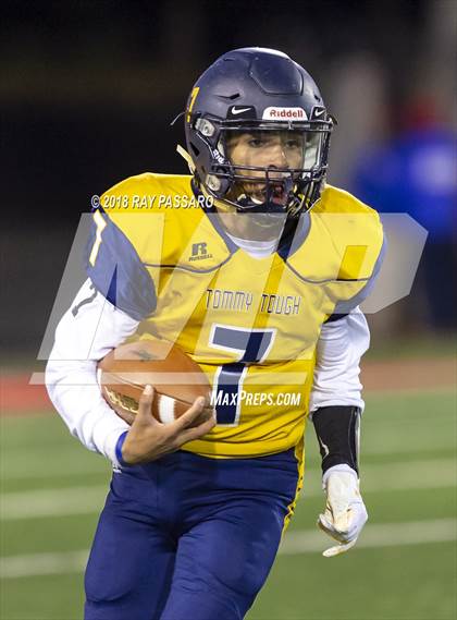 Thumbnail 2 in Shoreham-Wading River vs. Cold Spring Harbor (Long Island Class IV Championship) photogallery.