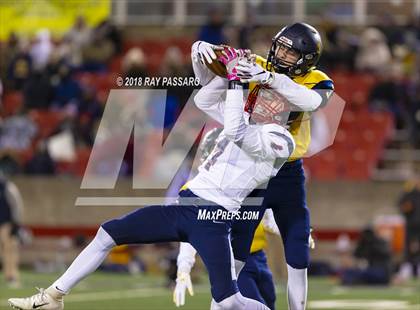 Thumbnail 2 in Shoreham-Wading River vs. Cold Spring Harbor (Long Island Class IV Championship) photogallery.
