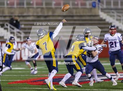 Thumbnail 2 in Shoreham-Wading River vs. Cold Spring Harbor (Long Island Class IV Championship) photogallery.