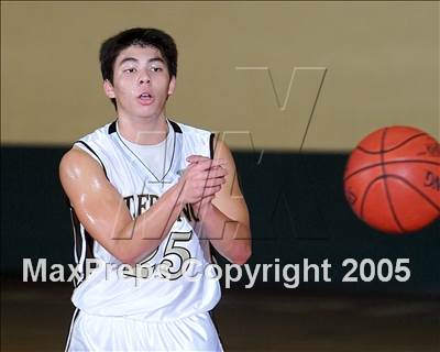Thumbnail 2 in Bellflower vs. St. Francis (Calvary Chapel Grizzly Classic) photogallery.