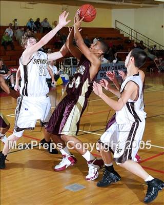 Thumbnail 3 in Bellflower vs. St. Francis (Calvary Chapel Grizzly Classic) photogallery.