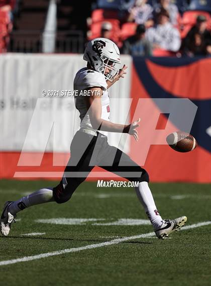 Thumbnail 2 in Chatfield vs Erie (CHSAA 4A Final) photogallery.