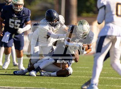 Thumbnail 1 in JV: Notre Dame (SO) @ Millikan photogallery.
