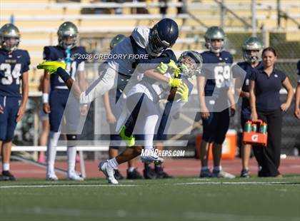 Thumbnail 1 in JV: Notre Dame (SO) @ Millikan photogallery.