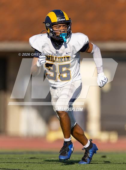 Thumbnail 1 in JV: Notre Dame (SO) @ Millikan photogallery.
