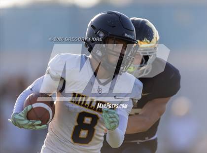 Thumbnail 1 in JV: Notre Dame (SO) @ Millikan photogallery.