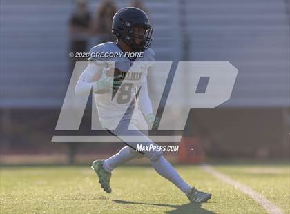 Thumbnail 3 in JV: Notre Dame (SO) @ Millikan photogallery.
