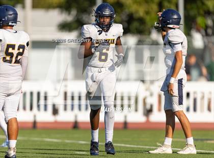 Thumbnail 3 in JV: Notre Dame (SO) @ Millikan photogallery.