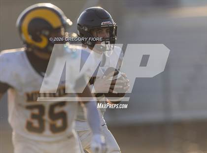Thumbnail 3 in JV: Notre Dame (SO) @ Millikan photogallery.