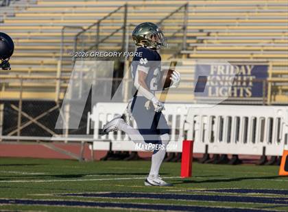 Thumbnail 1 in JV: Notre Dame (SO) @ Millikan photogallery.