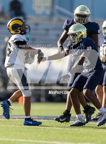 Thumbnail 2 in JV: Notre Dame (SO) @ Millikan photogallery.