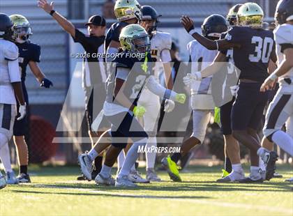 Thumbnail 2 in JV: Notre Dame (SO) @ Millikan photogallery.