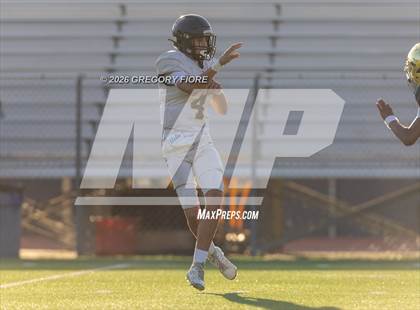 Thumbnail 3 in JV: Notre Dame (SO) @ Millikan photogallery.