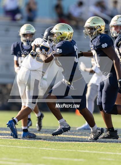 Thumbnail 3 in JV: Notre Dame (SO) @ Millikan photogallery.