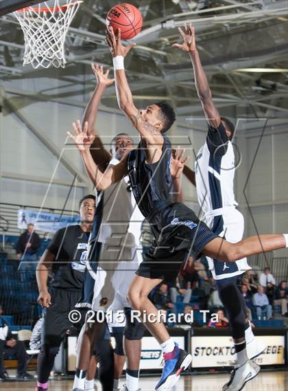 Thumbnail 3 in Capitol Christian Academy vs. Our Savior New American (Play by Play Classic) photogallery.