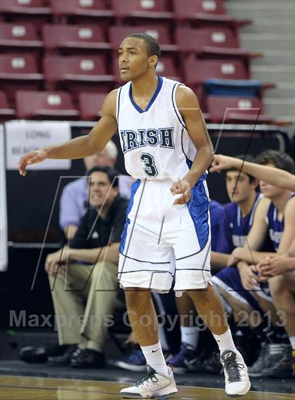 Thumbnail 2 in St. Augustine vs. Sacred Heart Cathedral (CIF State D3 Final) photogallery.