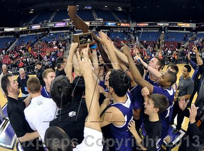 Thumbnail 2 in St. Augustine vs. Sacred Heart Cathedral (CIF State D3 Final) photogallery.