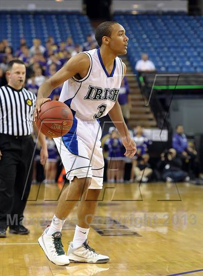 Thumbnail 2 in St. Augustine vs. Sacred Heart Cathedral (CIF State D3 Final) photogallery.