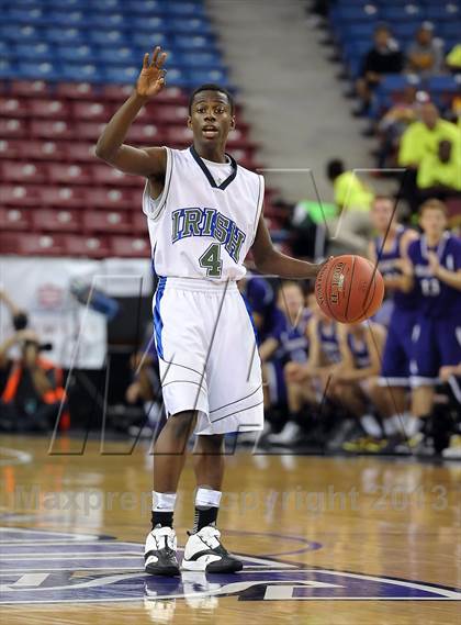 Thumbnail 3 in St. Augustine vs. Sacred Heart Cathedral (CIF State D3 Final) photogallery.