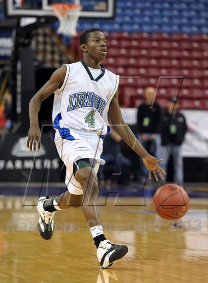 Thumbnail 1 in St. Augustine vs. Sacred Heart Cathedral (CIF State D3 Final) photogallery.