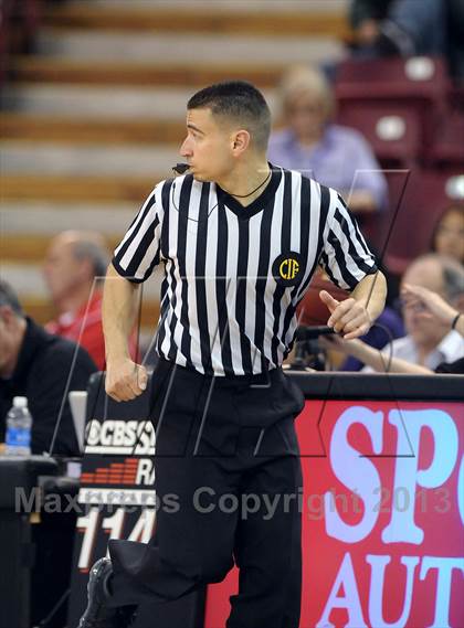 Thumbnail 1 in St. Augustine vs. Sacred Heart Cathedral (CIF State D3 Final) photogallery.