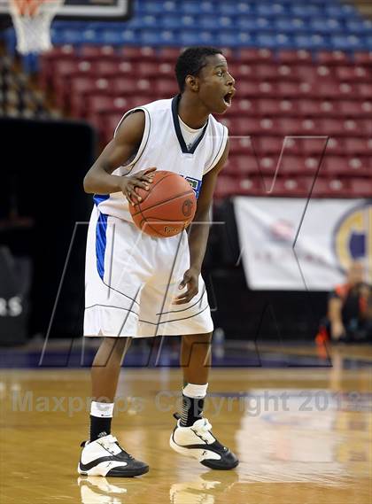 Thumbnail 1 in St. Augustine vs. Sacred Heart Cathedral (CIF State D3 Final) photogallery.