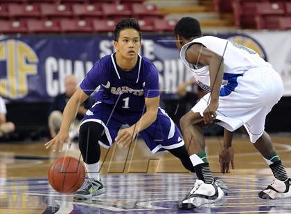 Thumbnail 2 in St. Augustine vs. Sacred Heart Cathedral (CIF State D3 Final) photogallery.