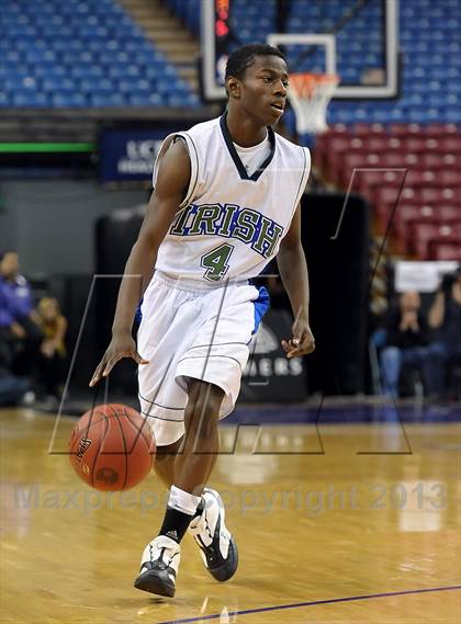 Thumbnail 2 in St. Augustine vs. Sacred Heart Cathedral (CIF State D3 Final) photogallery.