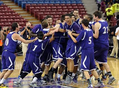 Thumbnail 3 in St. Augustine vs. Sacred Heart Cathedral (CIF State D3 Final) photogallery.