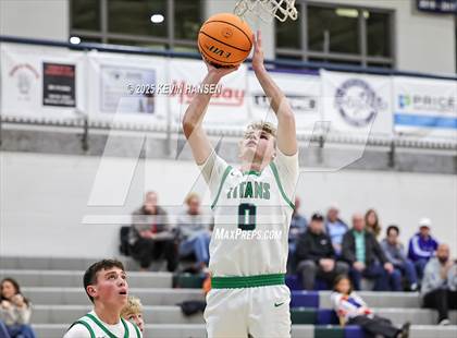 Thumbnail 1 in JV: East @ Syracuse photogallery.