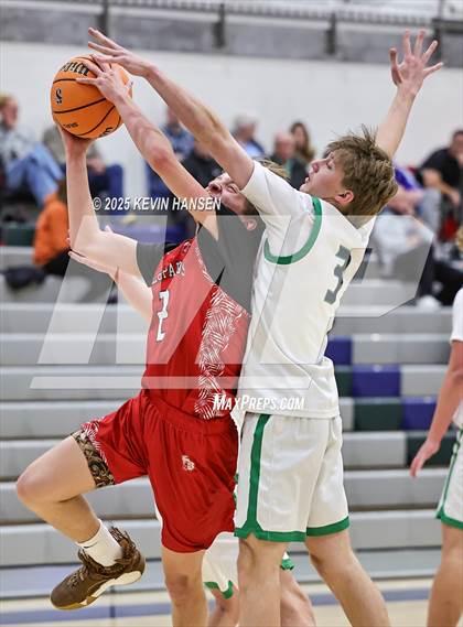 Thumbnail 1 in JV: East @ Syracuse photogallery.
