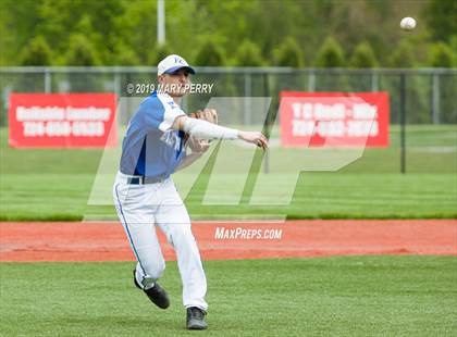 Thumbnail 2 in Lincoln @ Deer Lakes photogallery.