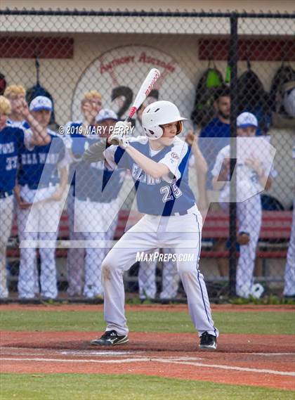 Thumbnail 1 in Lincoln @ Deer Lakes photogallery.