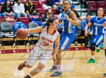 Thumbnail 3 in Saratoga vs. South San Francisco (CIF CCS D3 Final) photogallery.