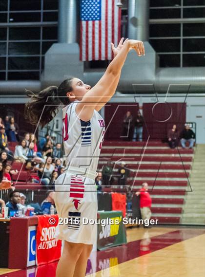 Thumbnail 2 in Saratoga vs. South San Francisco (CIF CCS D3 Final) photogallery.