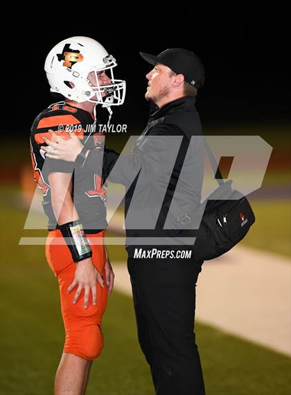 Thumbnail 2 in Petrolia vs. Hico photogallery.