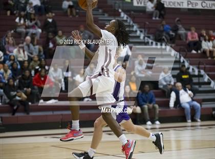 Thumbnail 1 in Collinsville @ Belleville West photogallery.