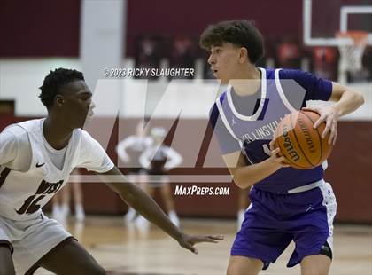 Thumbnail 2 in Collinsville @ Belleville West photogallery.