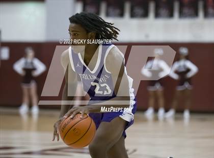 Thumbnail 3 in Collinsville @ Belleville West photogallery.