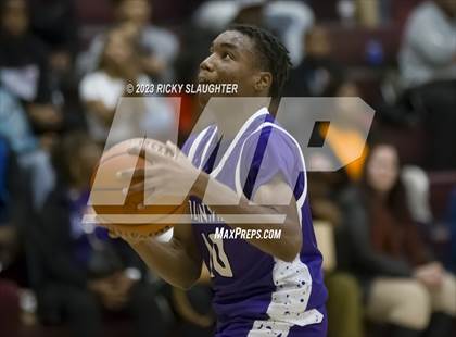 Thumbnail 2 in Collinsville @ Belleville West photogallery.