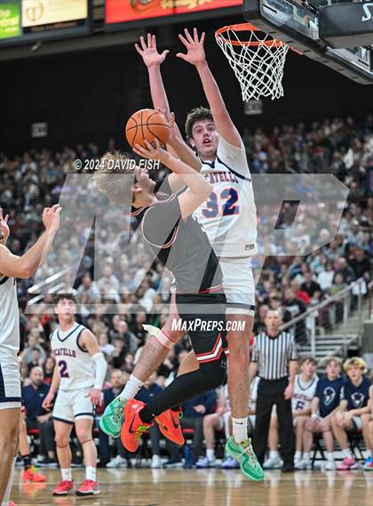 Thumbnail 3 in Pocatello vs. Hillcrest (IHSAA 4A Final) photogallery.