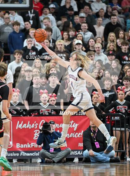 Thumbnail 3 in Pocatello vs. Hillcrest (IHSAA 4A Final) photogallery.